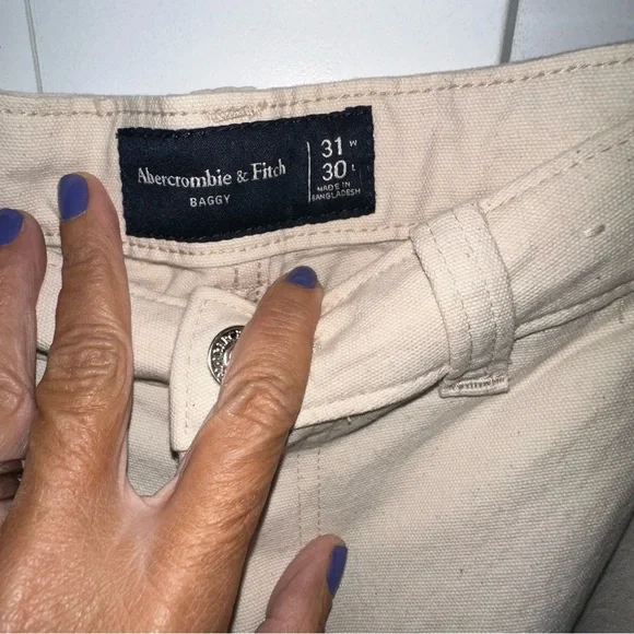 Abercrombie & Fitch Cream Cargo Pants - Picture 4 of 5